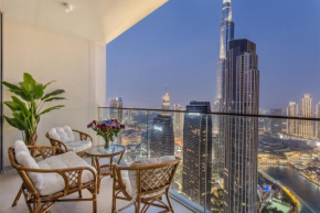 65th High Floor - 4 BR Apartment with best Opera, Fountain & Burj Khalifa View - Downtown Dubai - Forte Tower 1 by Stayfinity for max 9 Guests